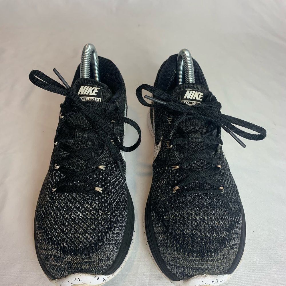 Nike Women's Flyknit Lunar 3 Oreo Shoes Size 7.5 - Picture 4 of 7